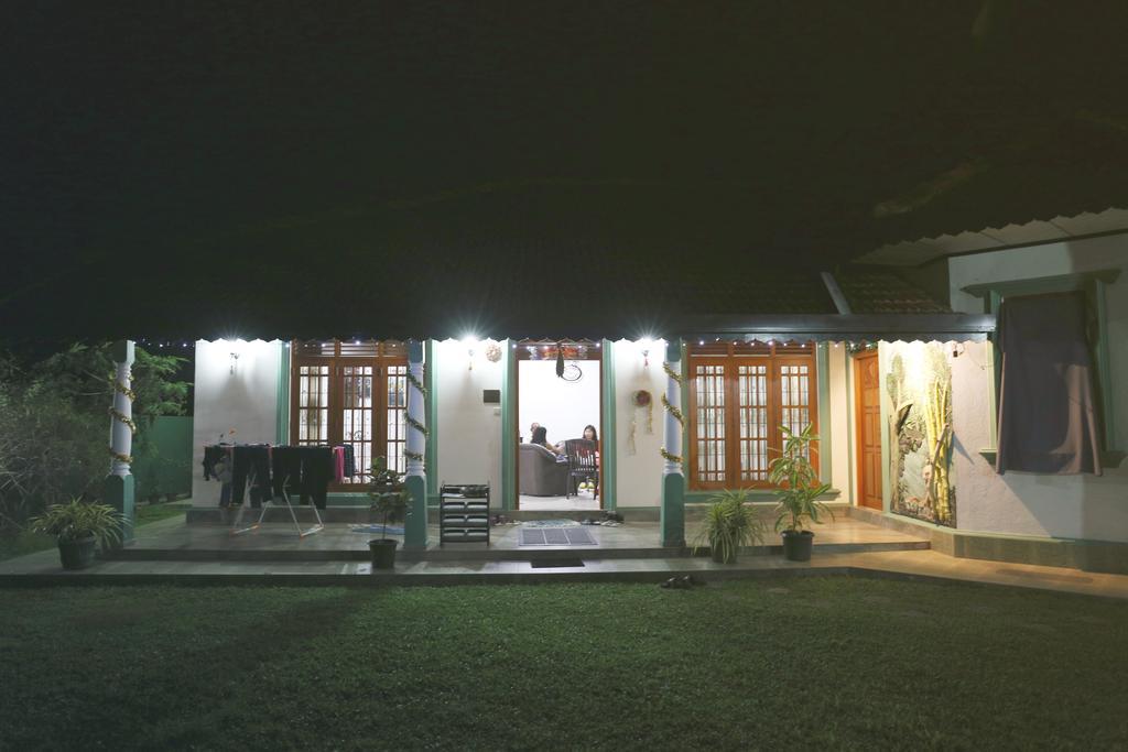 Lumbini Villa Bentota Eksteriør bilde